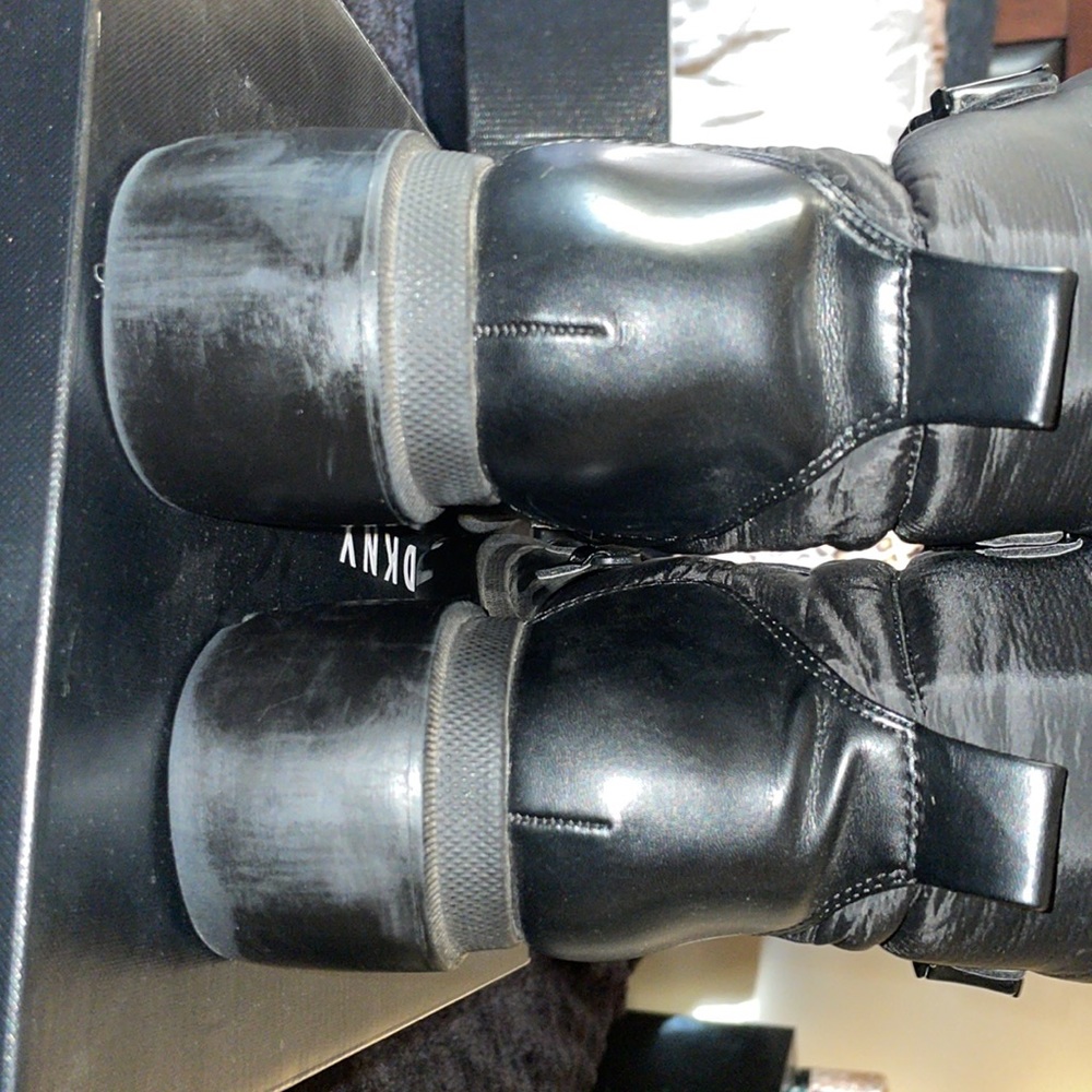 Kendall & Kylie Black Size 10 Riley Nylon Boots in Good Condition! Very Stylish! - Picture 3 of 7